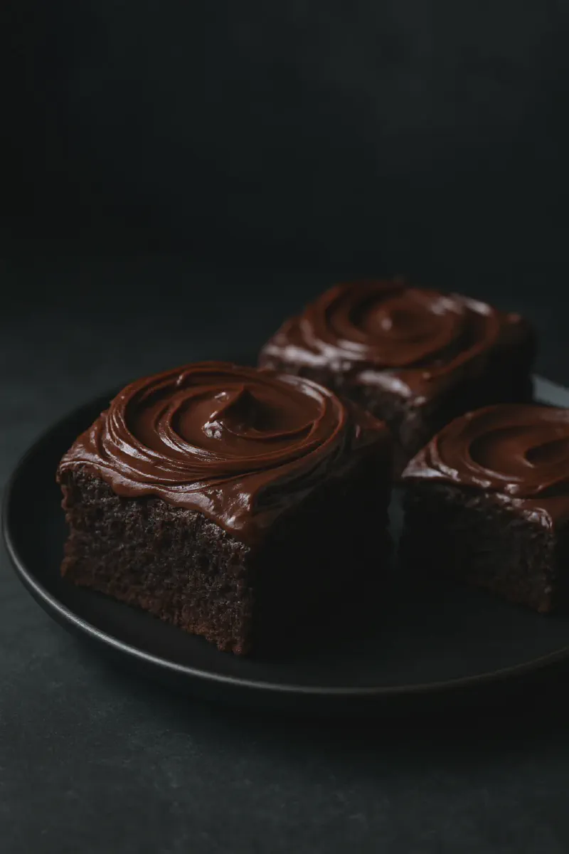 One Bowl Chocolate Frosting Recipe That’s Ultra Smooth